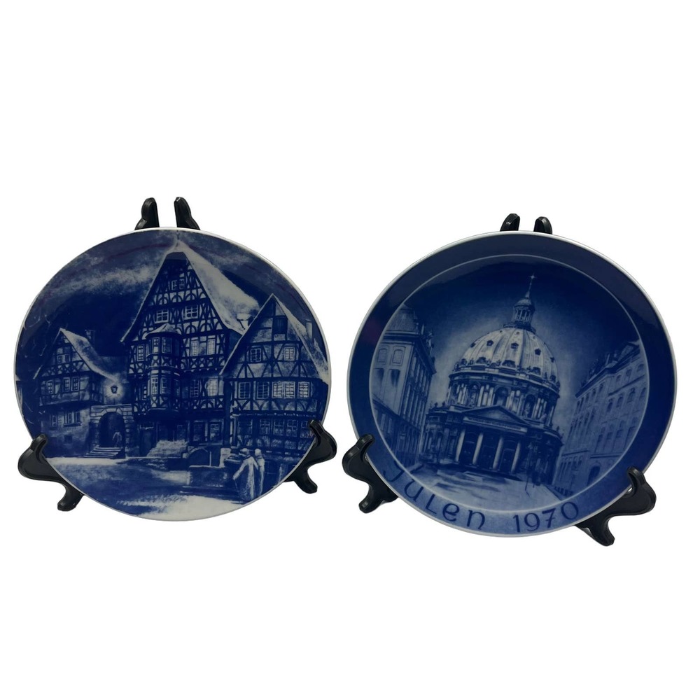 Vintage Collector Plates 2 Pieces Royal Bavaria Kirke Platton Julen 1970 Danmark